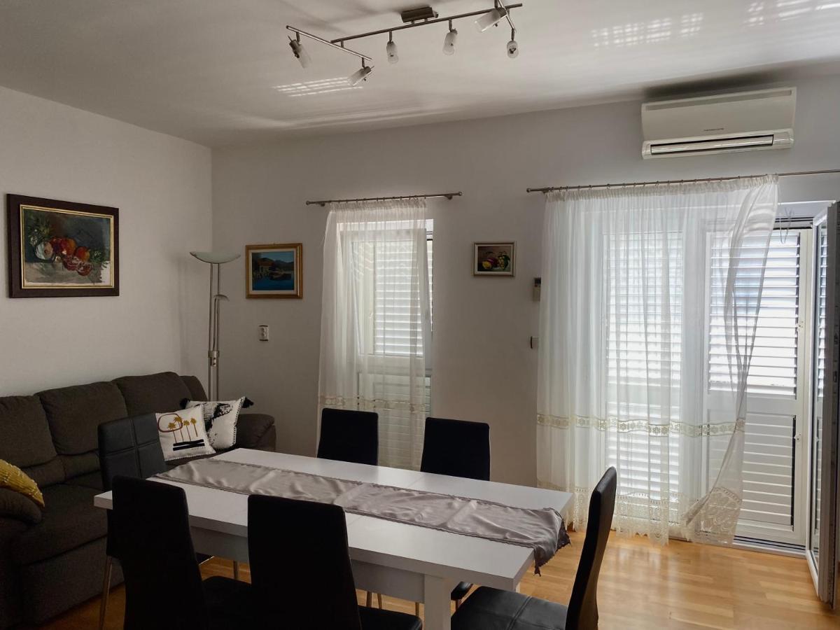 Apartman Nives Apartment Trogir Exterior photo